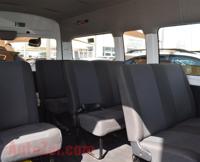 NISSAN BUS- 2017- WHITE- 64 000 KM- GCC SPECS