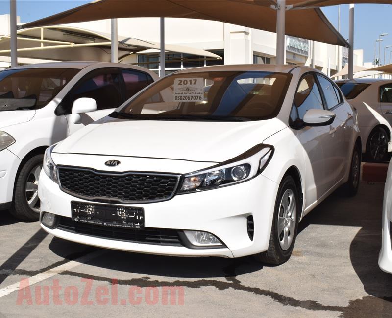 KIA CERATO- 2017- WHITE- 75 000 KM- GCC SPECS