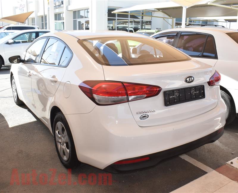 KIA CERATO- 2017- WHITE- 75 000 KM- GCC SPECS