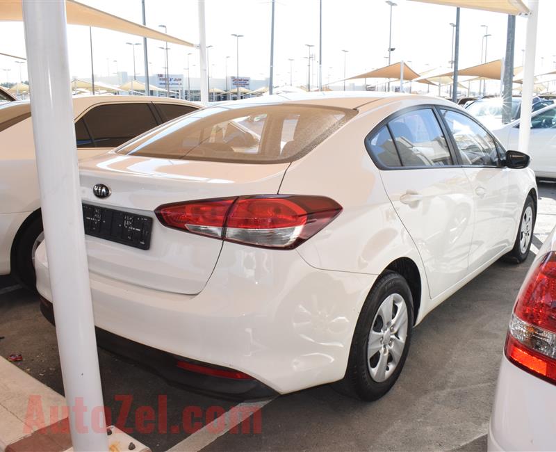 KIA CERATO- 2017- WHITE- 75 000 KM- GCC SPECS