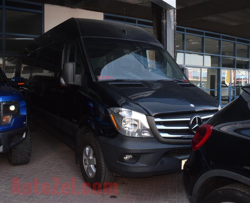 MERCEDES-BENZ SPRINTER- 2014- BLACK- 98 000 KM- GCC SPECS