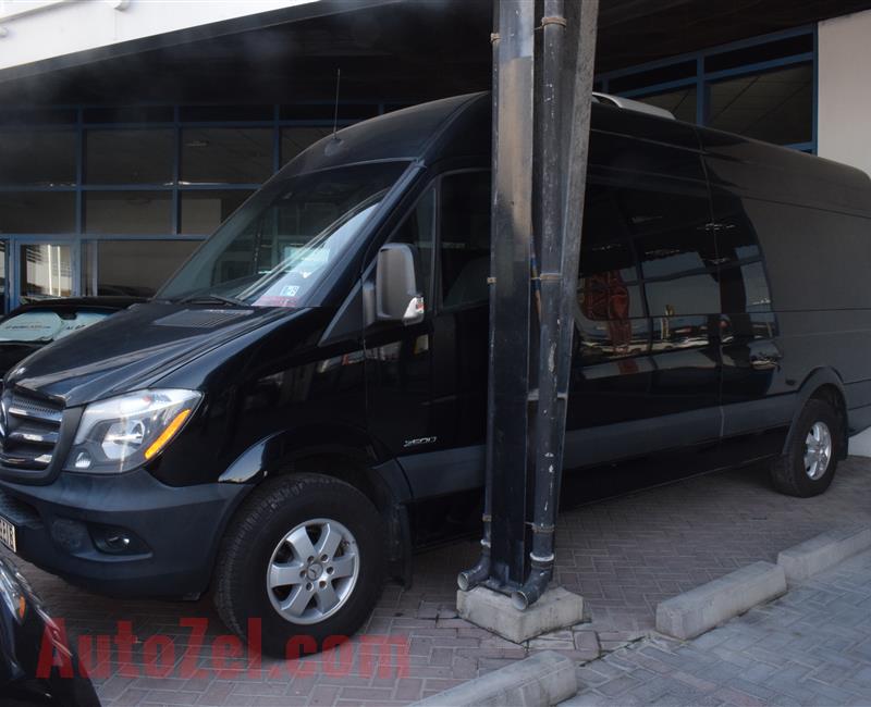 MERCEDES-BENZ SPRINTER- 2014- BLACK- 98 000 KM- GCC SPECS