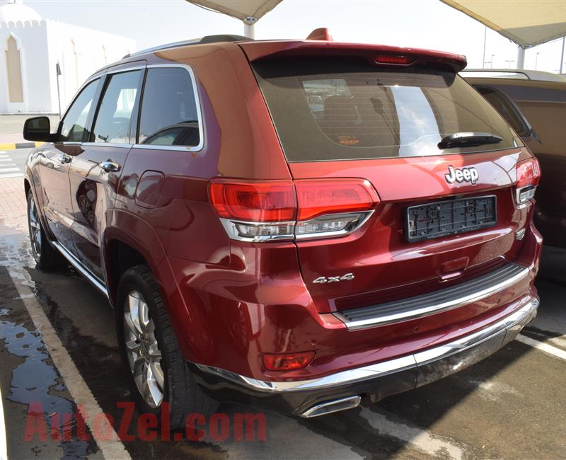 jeep model 2014 - red - 176000 km - v6 - gcc 