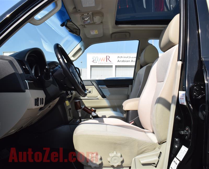 MITSUBISHI  pajero MODEL 2017 - black  - 112 000 KM - V6 - GCC
