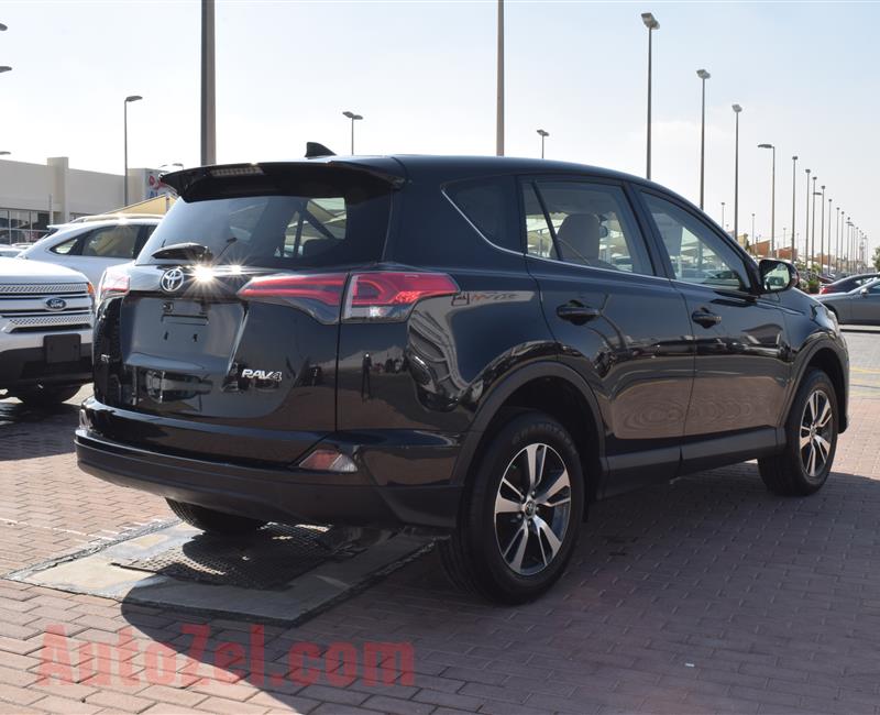 toyota rav4 model 2017 - black - 114,000 km - v6 - gcc 