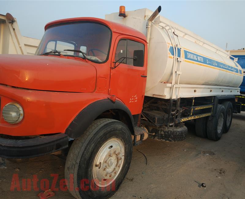 Mercedes 1978 water tanker