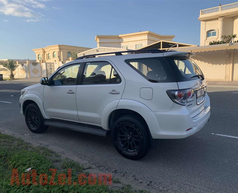 Toyota fortuner