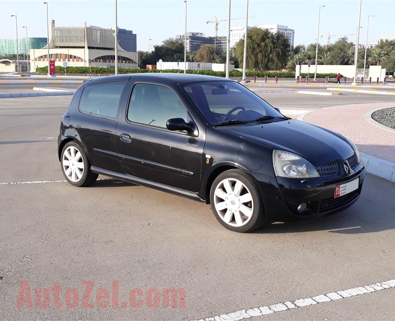 Renault Clio 3 Phase 1 3Doors RS 2.0 16v Renault Sport 200HP specs