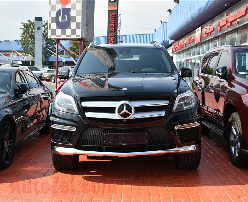 MERCEDES-BENZ GL500- 2014- BLACK- 90 000 KM- GCC SPECS