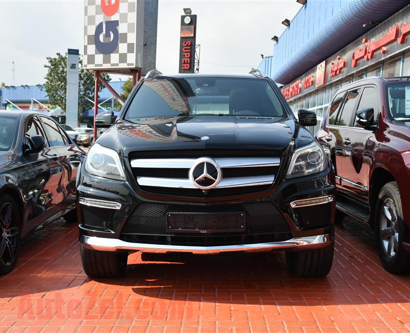 MERCEDES-BENZ GL500- 2014- BLACK- 90 000 KM- GCC SPECS