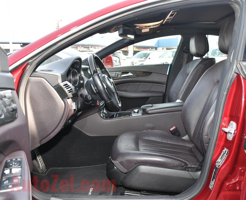 MERCEDES-BENZ CLS350- 2012- RED- 86 000 KM- GCC SPECS