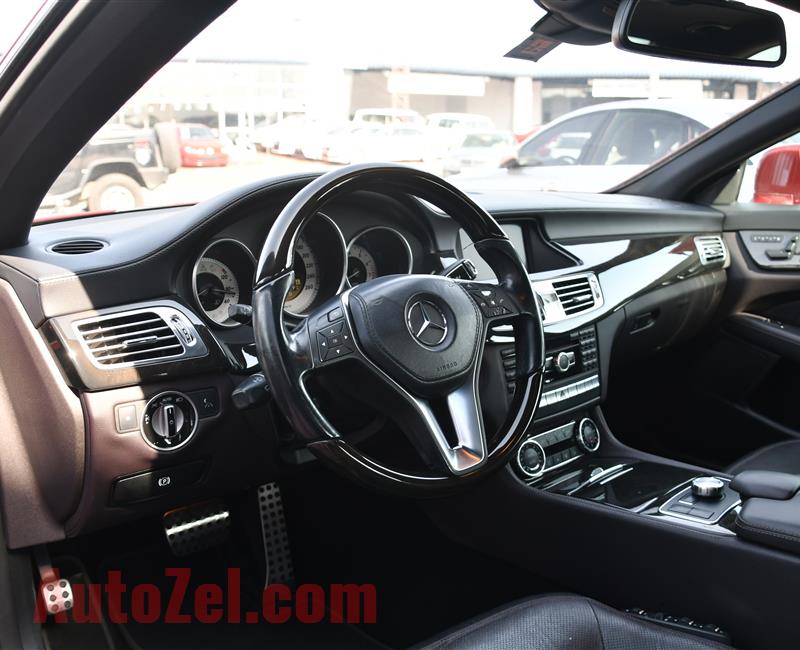 MERCEDES-BENZ CLS350- 2012- RED- 86 000 KM- GCC SPECS