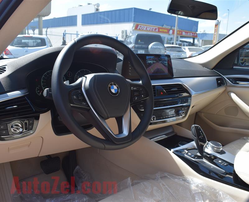 BRAND NEW BMW 520i- 2020- GOLD- GCC SPECS