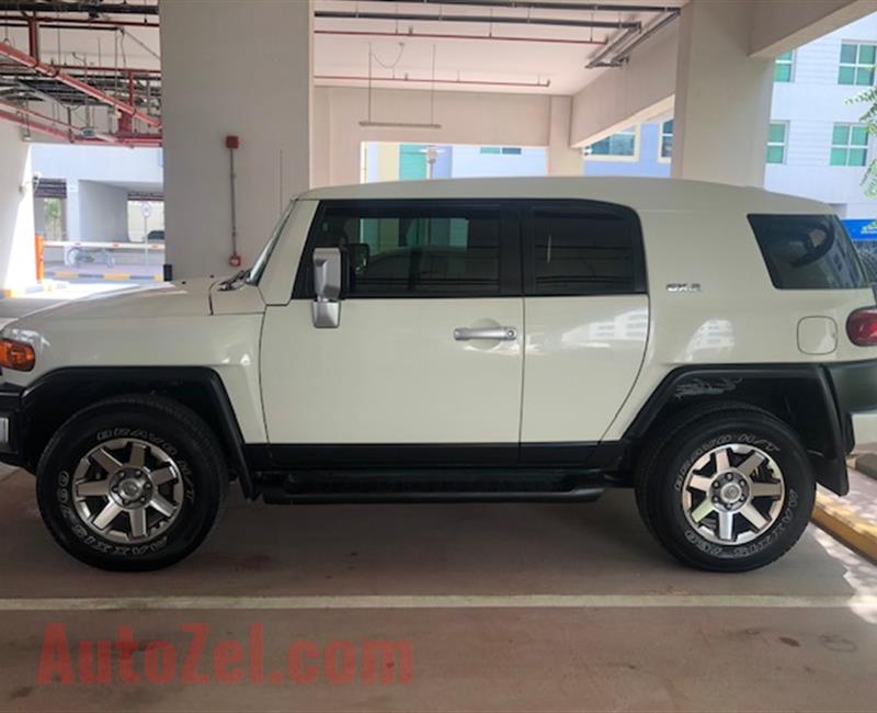 2016 Toyota FJ Cruiser(Lady driven) for Sale