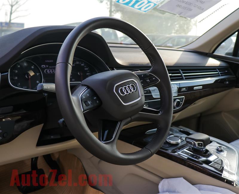 EXPORT PRICE Audi Q7 TFSI Quattro 2.0L Turbo - V4 - Zero km - Leather Seats 