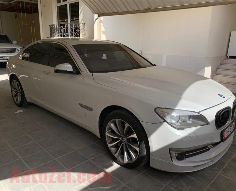  BMW 730i