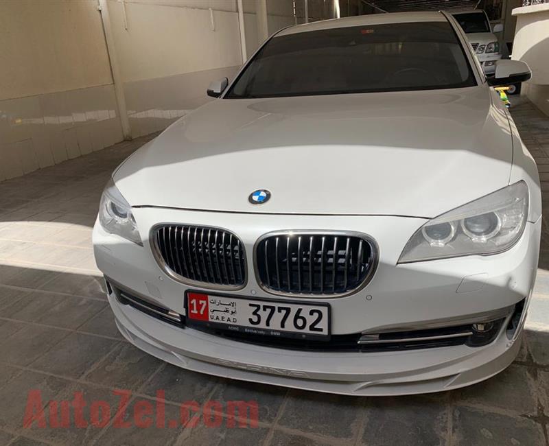  BMW 730i