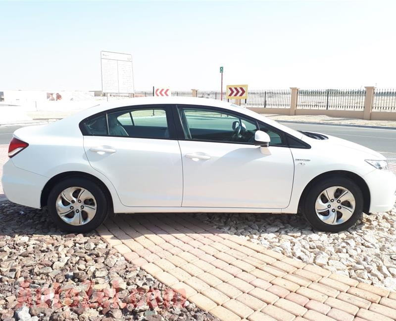 HONDA CIVIC 1.8 2015 WHITE GCC 