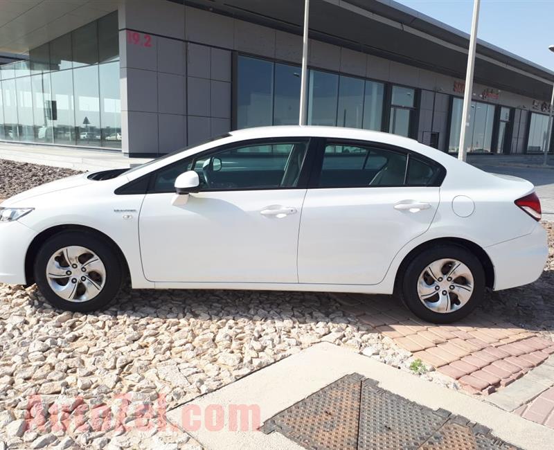 HONDA CIVIC 1.8 2015 WHITE GCC 