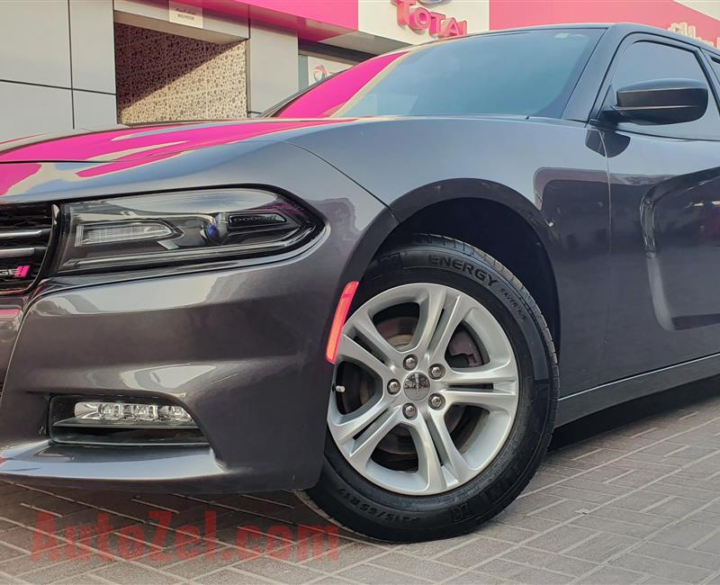 Dodge charger 2017 V6 low mileage 