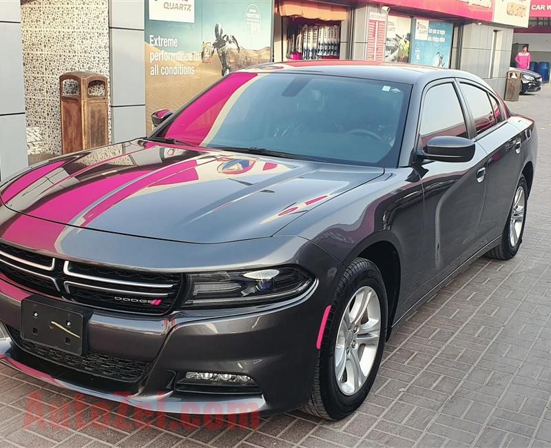 Dodge charger 2017 V6 low mileage 