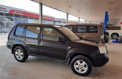 Nissan xtrail 2012 4wd Japan make in good condition