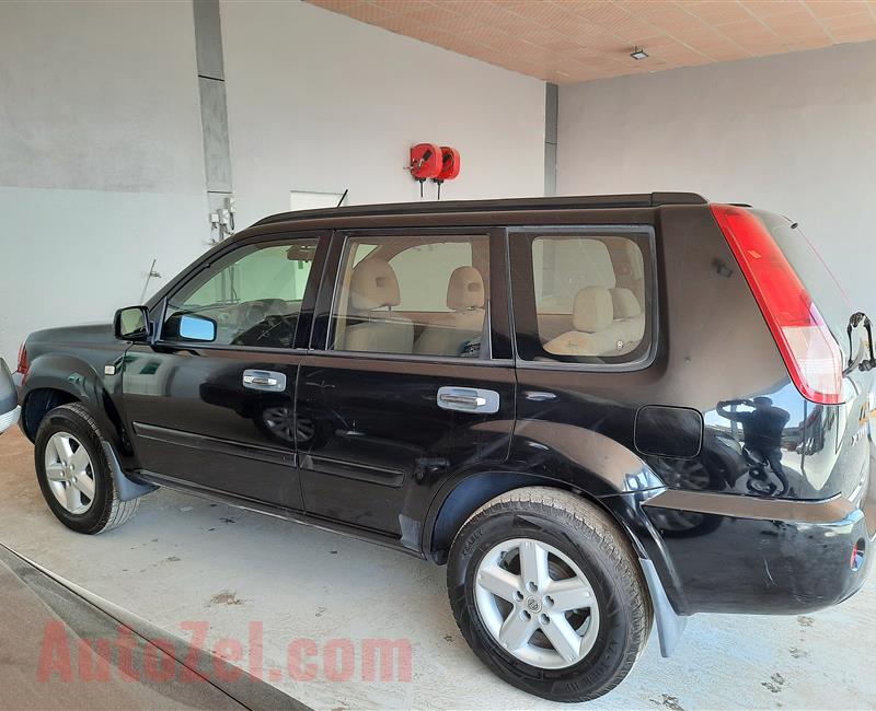 Nissan xtrail 2012 4wd Japan make in good condition