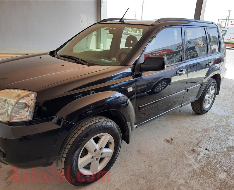 Nissan xtrail 2012 4wd Japan make in good condition