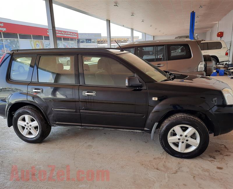 Nissan xtrail 2012 4wd Japan make in good condition