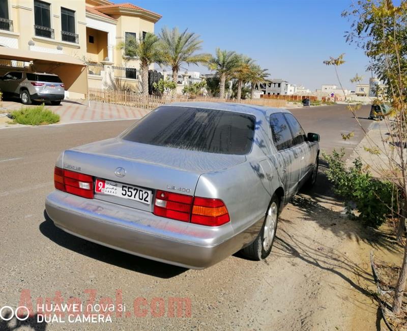 Lexus LS 400 model 1998