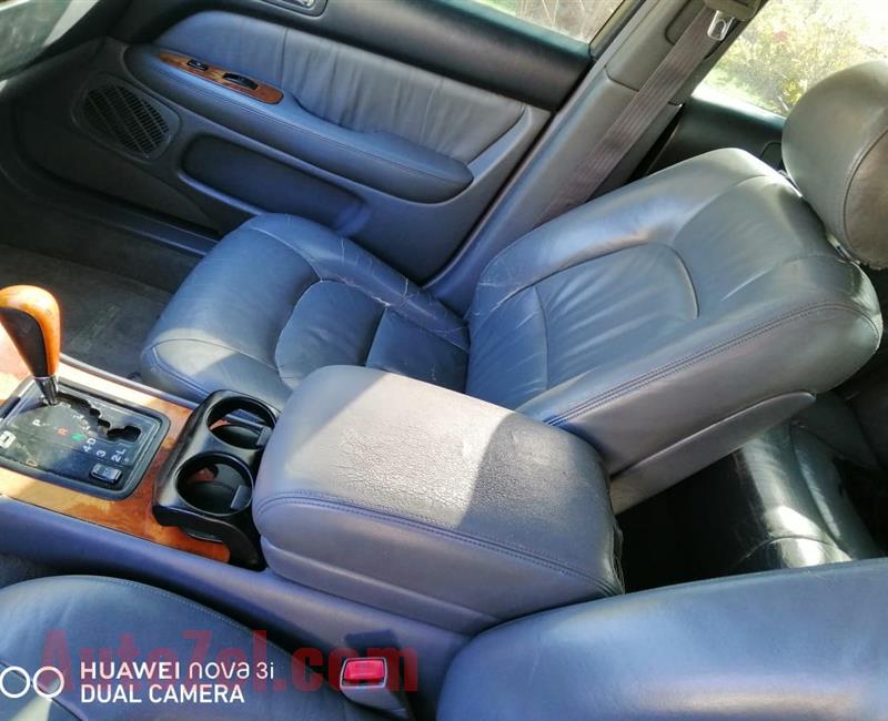 Lexus LS 400 model 1998