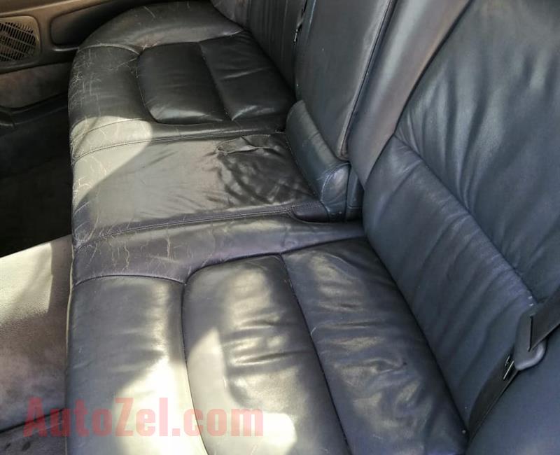 Lexus LS 400 model 1998