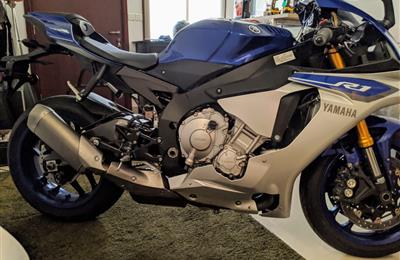 2015 Yamaha r1