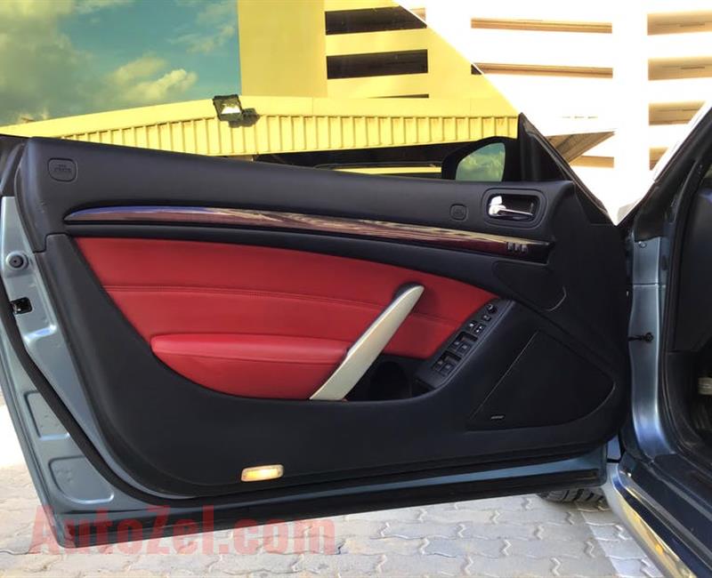 Infiniti Q60 hard-top convertible - 2016