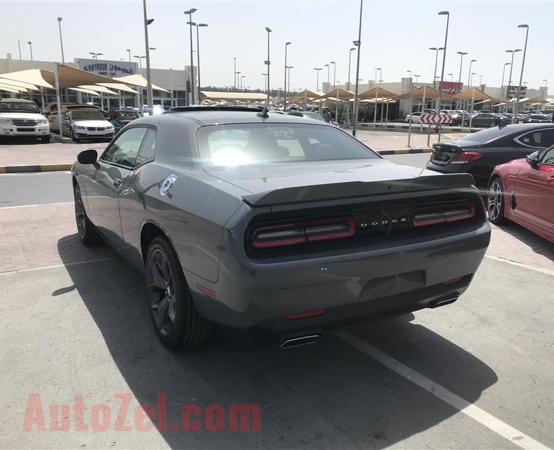 DODGE CHALLENGER 2017 