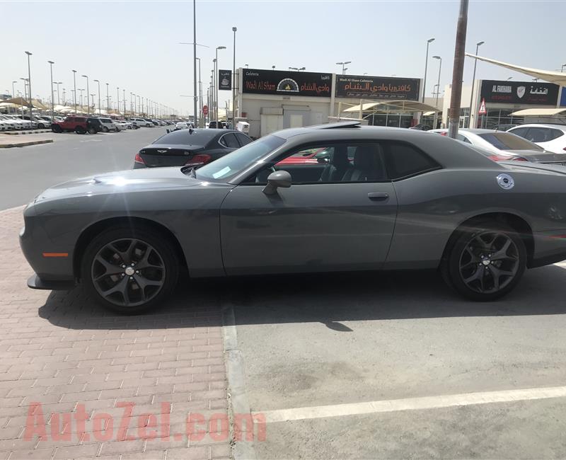 DODGE CHALLENGER 2017 