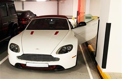 2012 Aston Martin Vantage