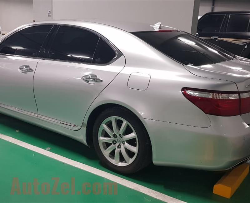 Lexus LS460 2008