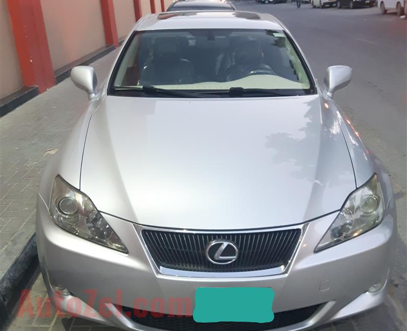 Lexus  IS250