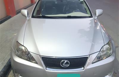 Lexus  IS250