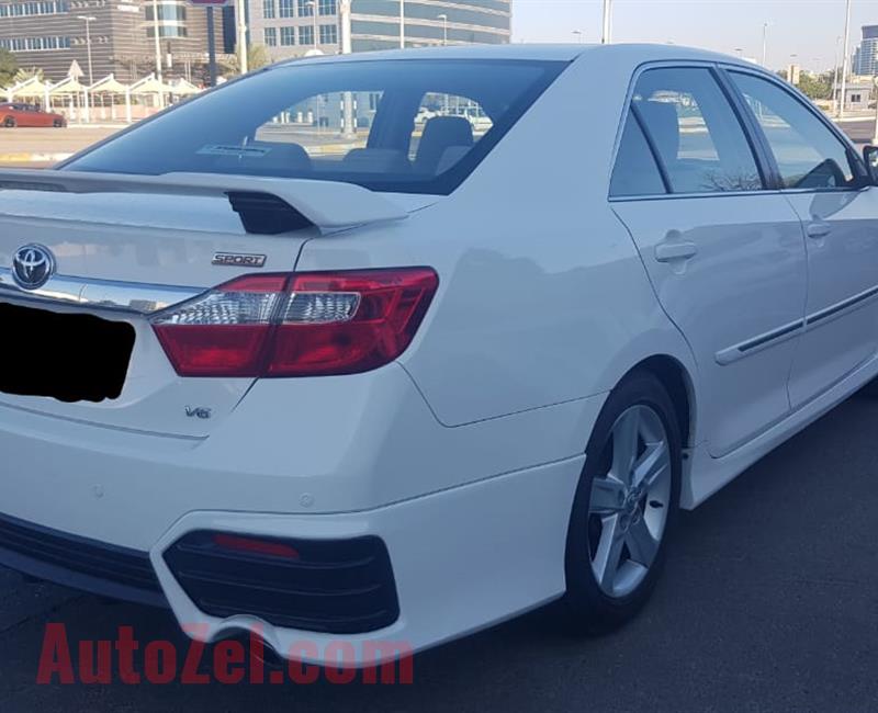 TOYOTA AURION SPORT - 0% DOWNPAYMENT & 785 AED/ MONTH