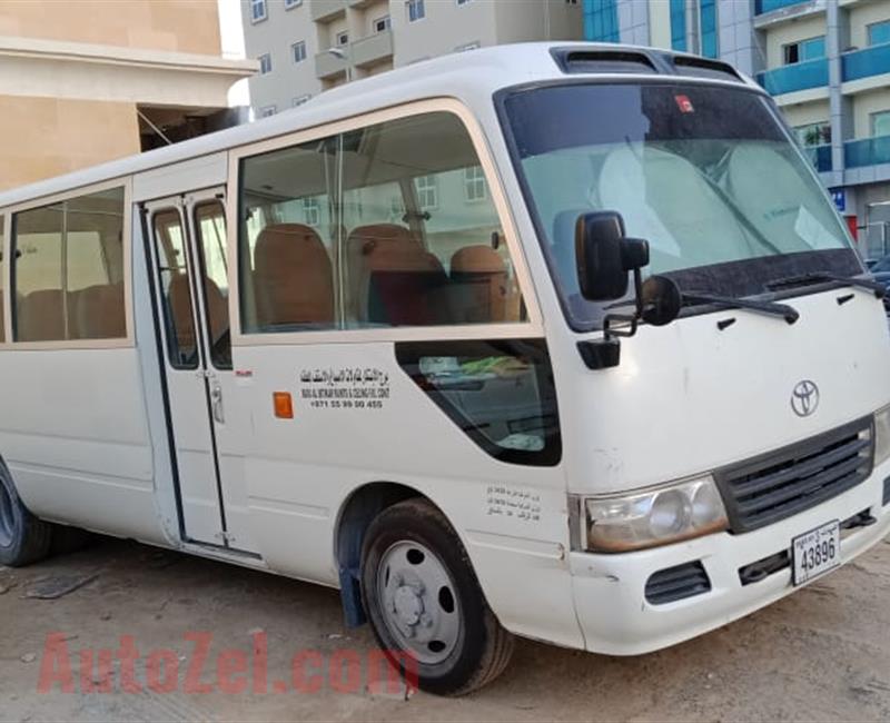 Toyota coaster bus.