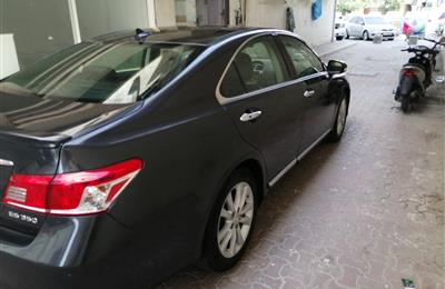 Lexus es 350 model 2011