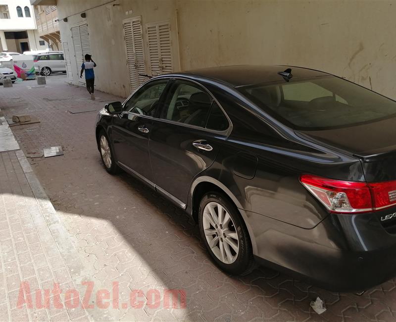 Lexus es 350 model 2011