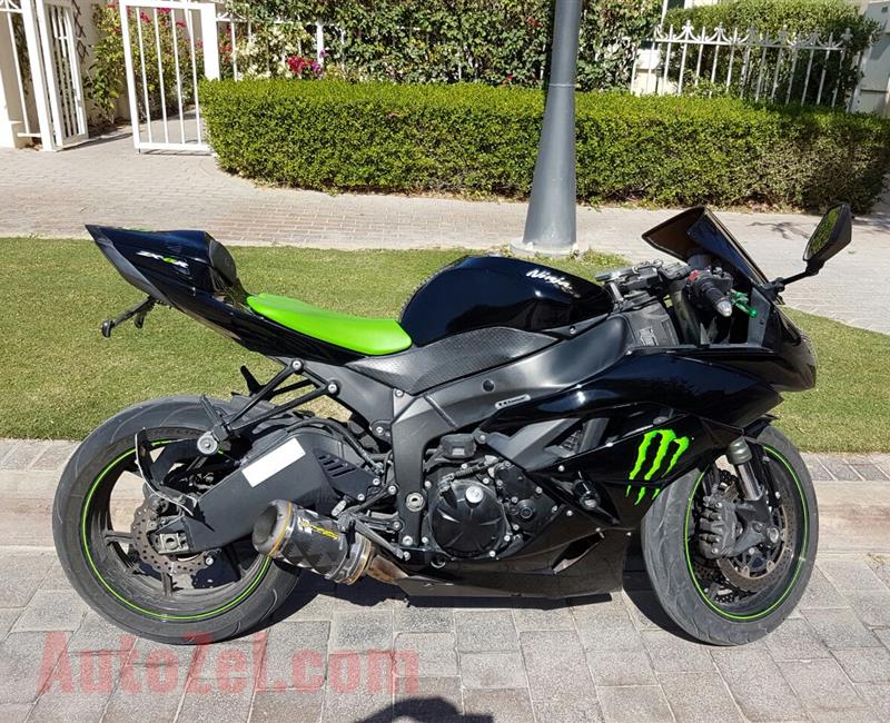 Kawasaki ninja zx6r 2009 very clean 