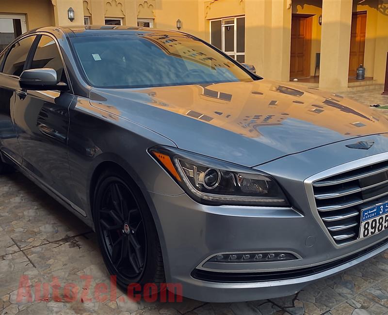  Hyundai Genesis 5.0L 2015 Grey V8 Royal Edition with mouse and WiFi 