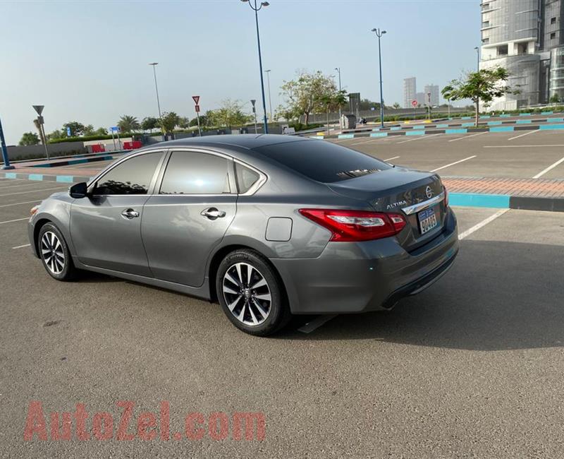 Nissan Altima SL Low Millage JAPAN