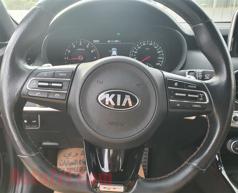 Kia STINGER 2018 Gcc V6  full options 