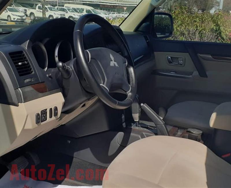 Mitsubishi pajero 2014 gcc 3.5L V6