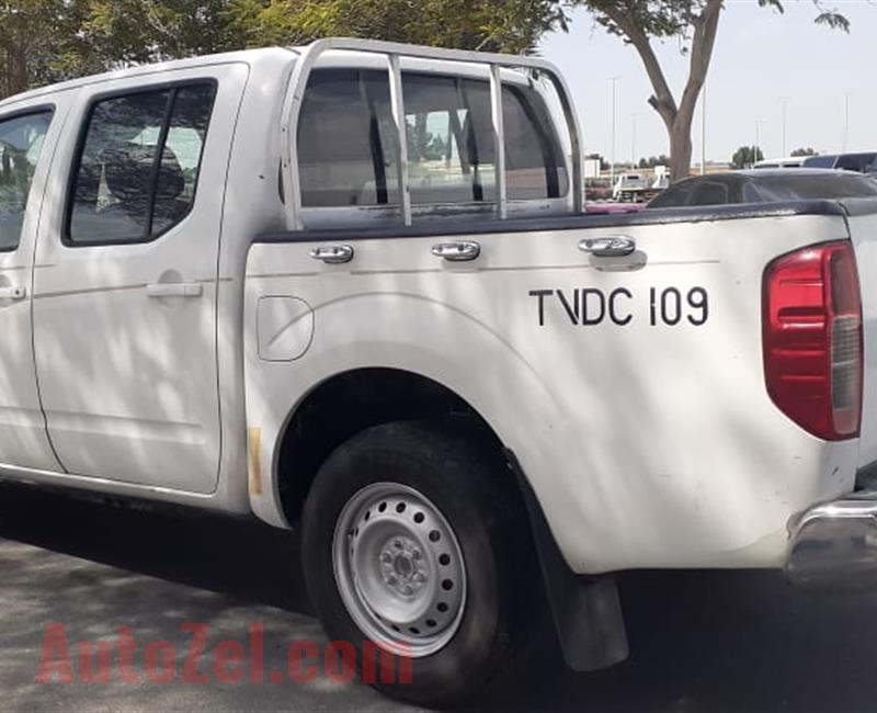 NISSAN NAVARA 2011 gcc diesel engine 